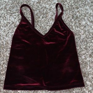 BRANDY MELVILLE CROPPED TANK TOP